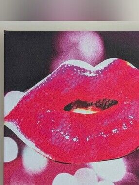 Graphic Art Print "She Had Blade Runner Lips"